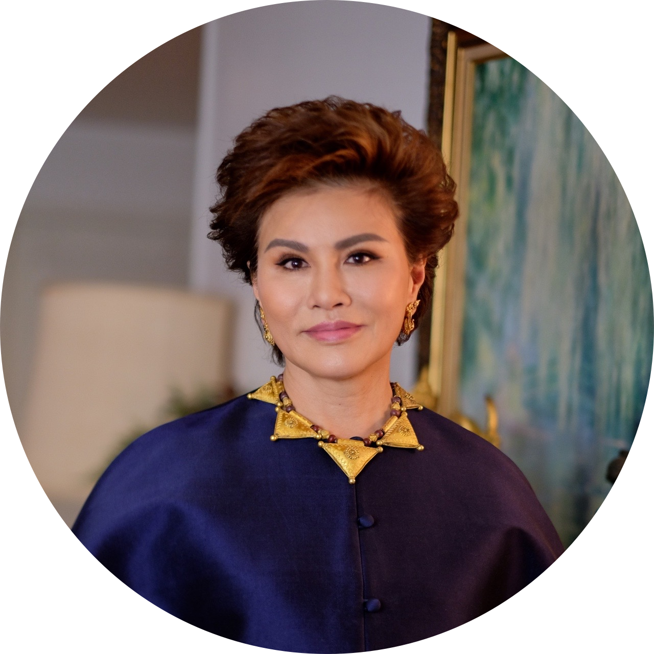 นางวิวรรณ บุณยประทีป กรรมการ
