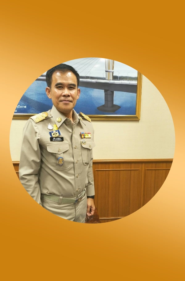 นายสนิท ขาวสอาด สิงห์แดงรุ่น 32 ผู้ว่าราชการจังหวัดบึงกาฬ กระทรวงมหาดไทย